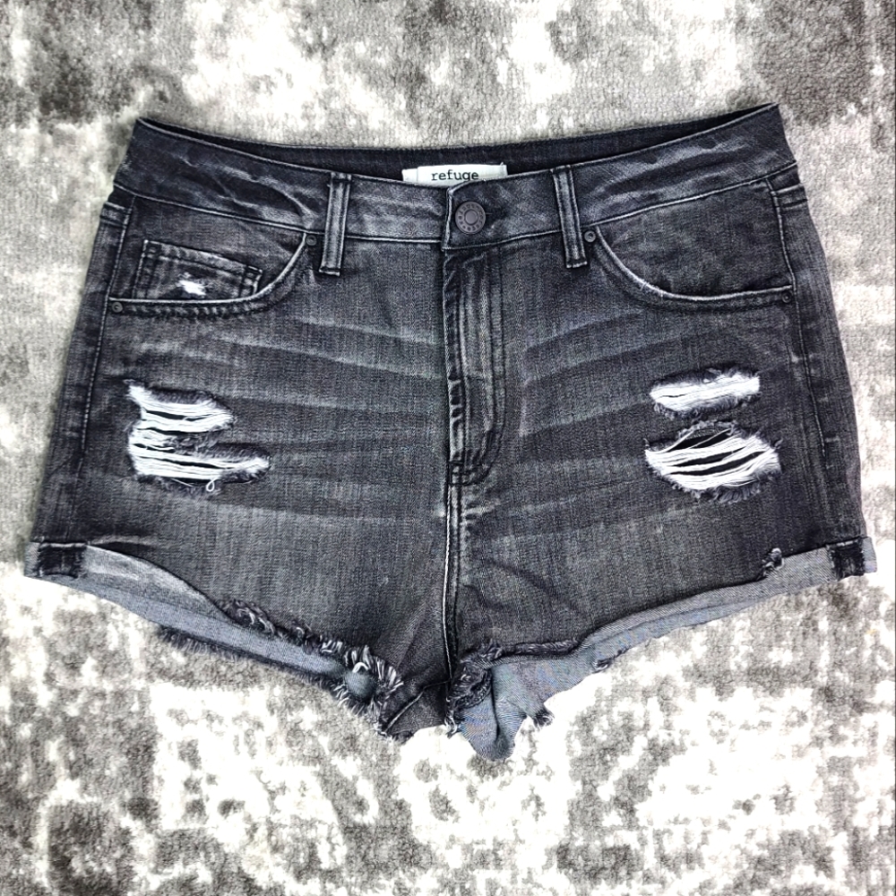 Refuge Distressed Jean Short Raw Hem Cuffed High Rise